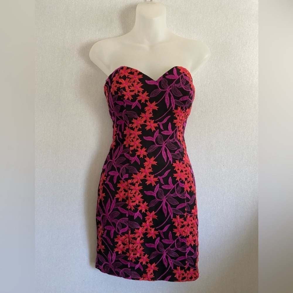 Guess floral strapless bodycon dress